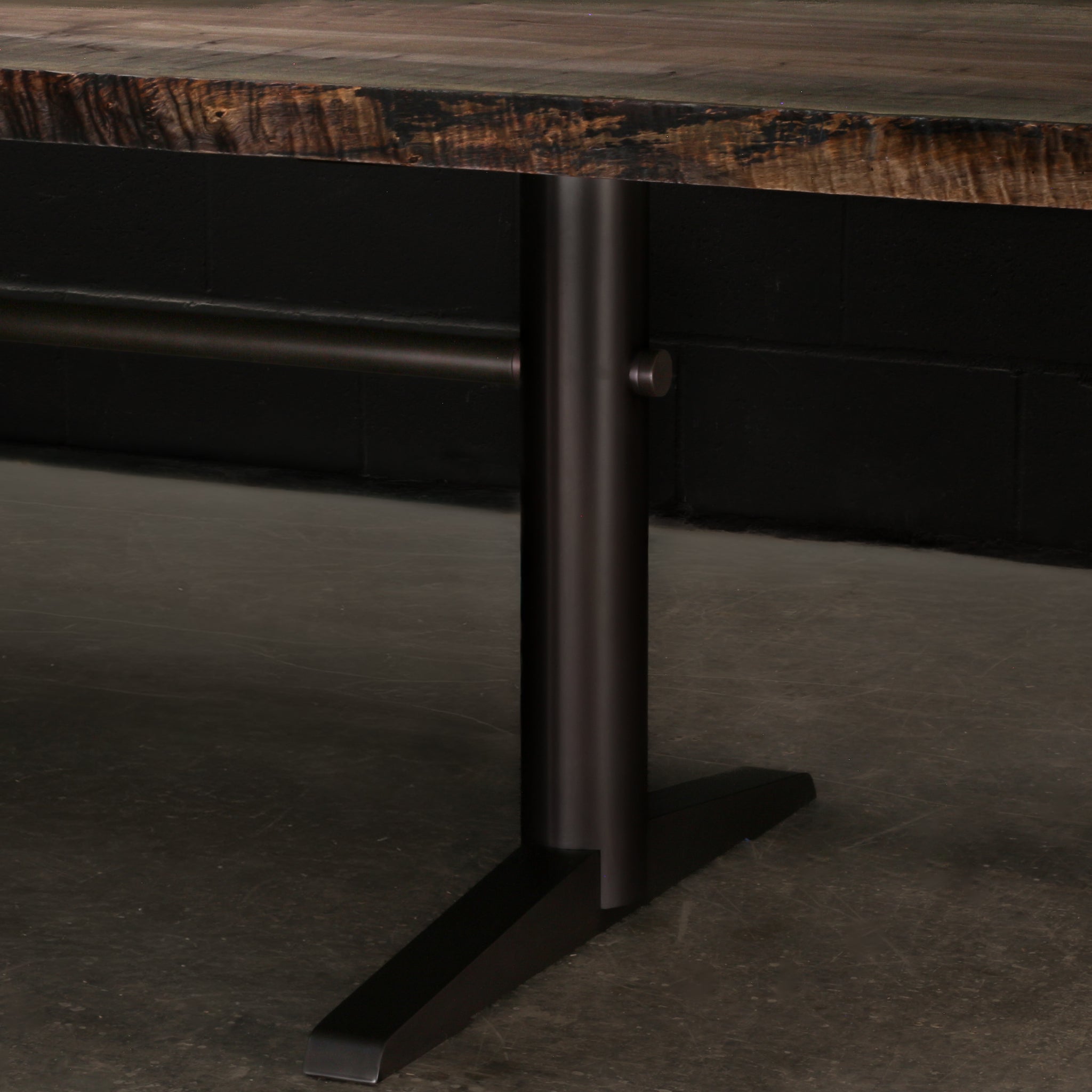 Bedford Dining Table