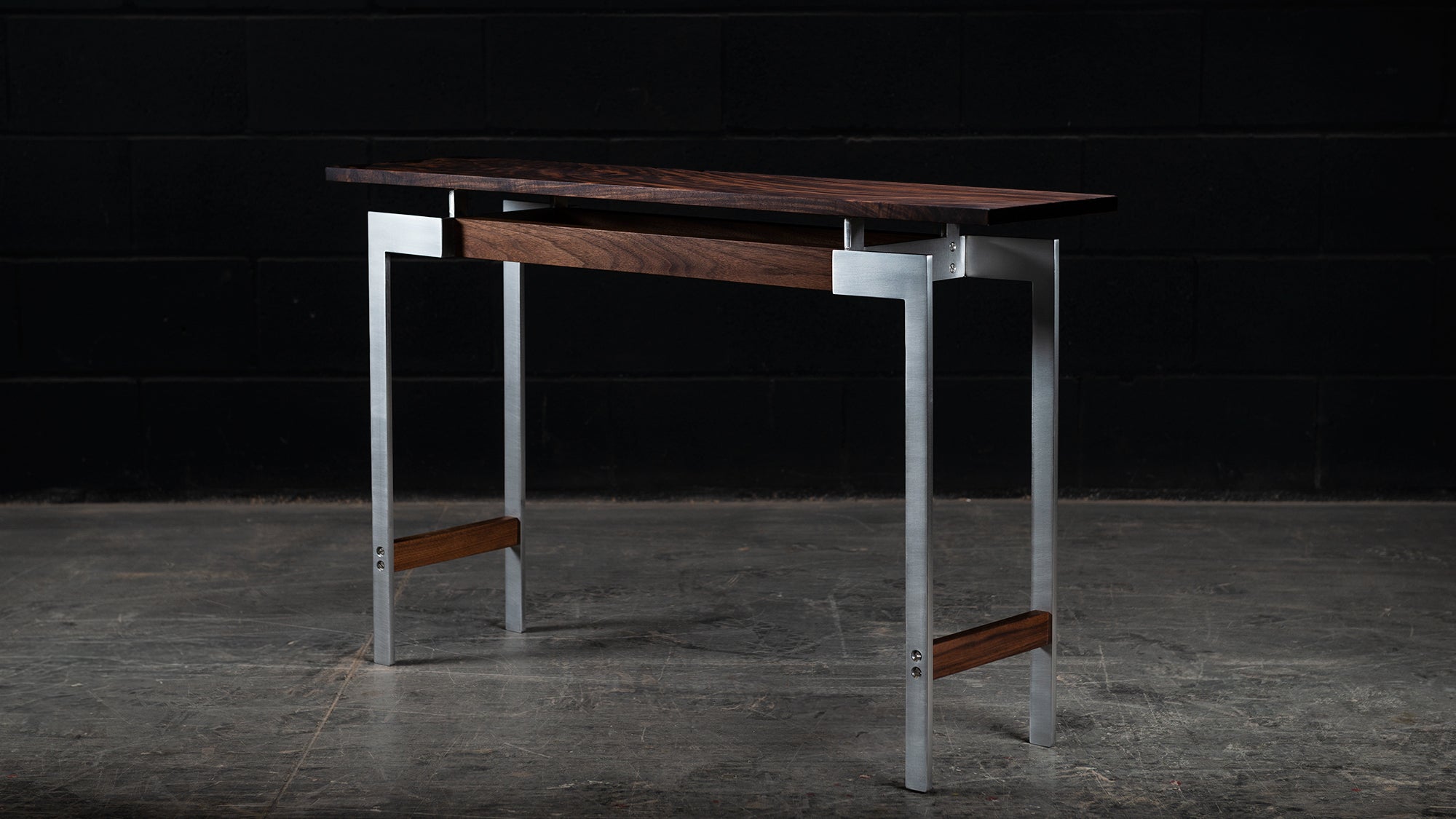 Pembroke Console