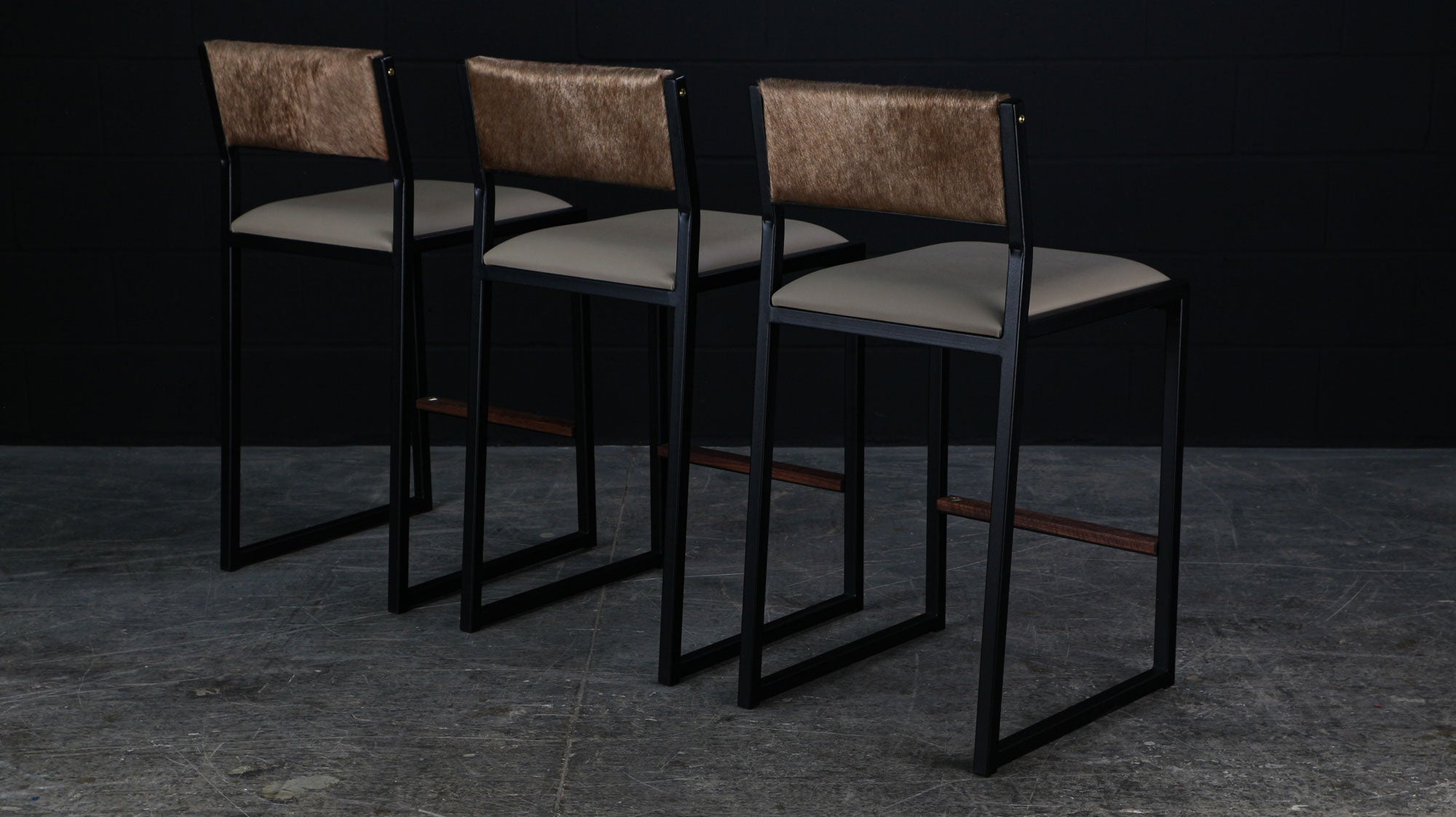 Shaker Stool - Beige Cowhide & Sandalwood Vinyl