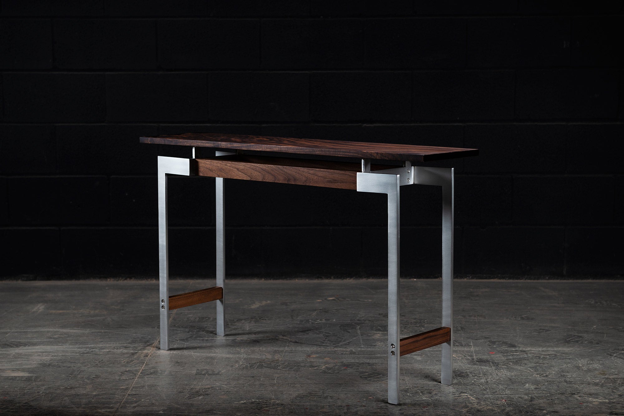 Pembroke Console